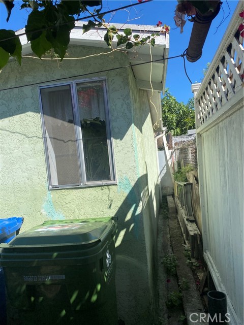 Detail Gallery Image 38 of 39 For 4534 Amber Pl, Los Angeles,  CA 90032 - 2 Beds | 1 Baths