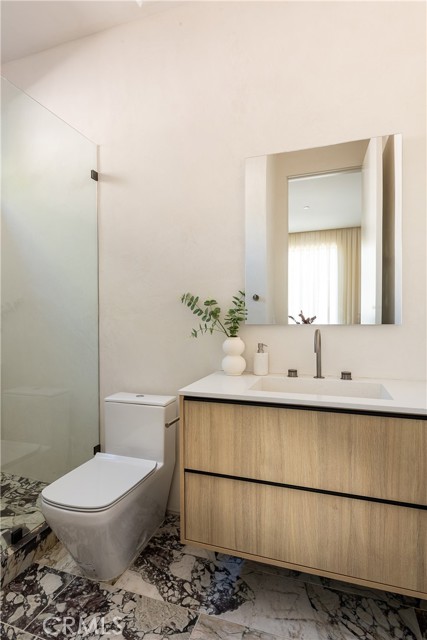 Detail Gallery Image 26 of 37 For 4824 Calhoun, Sherman Oaks,  CA 91423 - 5 Beds | 5 Baths