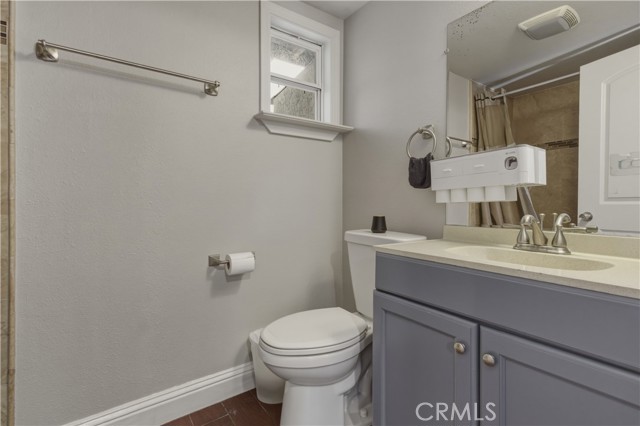 Detail Gallery Image 6 of 13 For 2330 Meadowbrook, Merced,  CA 95348 - 3 Beds | 1 Baths