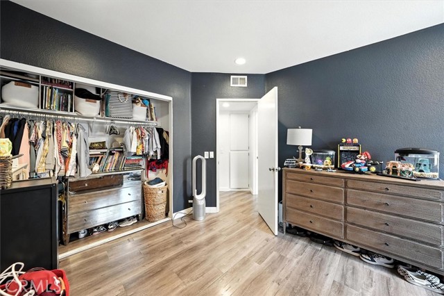 25250 Steinbeck Avenue, Stevenson Ranch CA: https://media.crmls.org/medias/18bb7e25-a5d8-4213-90bc-0841ac8aa5c6.jpg