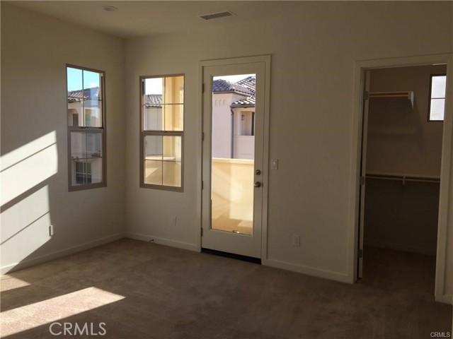 Detail Gallery Image 14 of 19 For 164 Tubeflower, Irvine,  CA 92618 - 3 Beds | 3/1 Baths