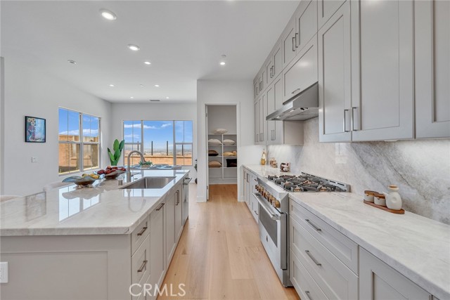 104 Eversedge, Irvine CA: https://media.crmls.org/medias/18bc6ba4-d07d-4ba4-8fdb-3d5b24469c94.jpg