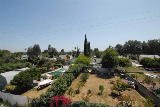 Detail Gallery Image 11 of 12 For 17330 Chatsworth St, Granada Hills,  CA 91344 - 2 Beds | 2 Baths