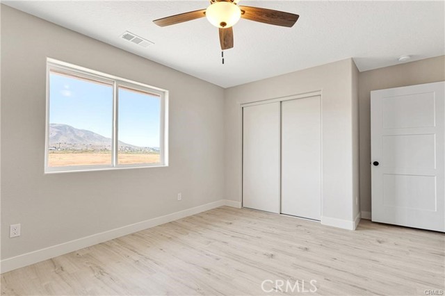Detail Gallery Image 36 of 41 For 22562 Houston St, Apple Valley,  CA 92308 - 4 Beds | 2 Baths