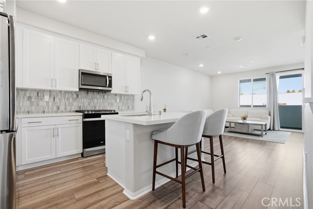 Front Image Thumbnail for CRCV26031660