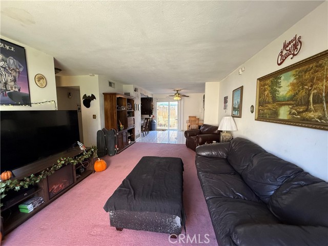 Detail Gallery Image 16 of 23 For 3700 Mountain 6e,  San Bernardino,  CA 92404 - 2 Beds | 1/1 Baths