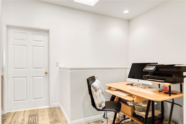 Detail Gallery Image 9 of 33 For 22754 Little Fall Ct, Saugus,  CA 91350 - 3 Beds | 3 Baths