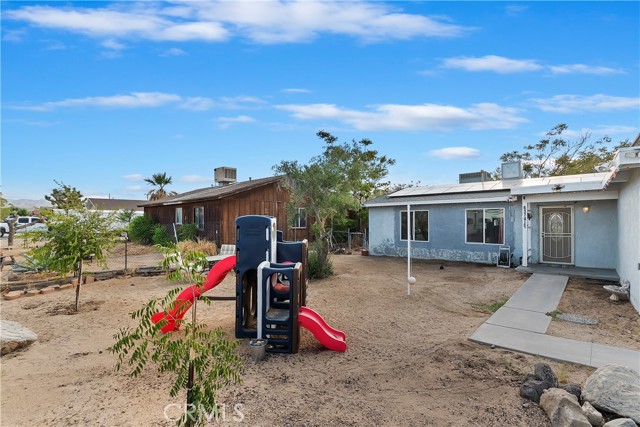 Detail Gallery Image 34 of 38 For 6374 Linda Lee Dr, Yucca Valley,  CA 92284 - 3 Beds | 2 Baths