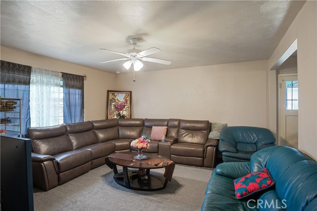 Detail Gallery Image 5 of 22 For 2277 E Gerard Ave, Merced,  CA 95341 - 3 Beds | 1 Baths