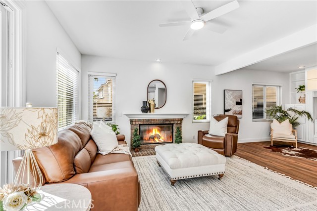 Image 13 of 52 For 32 Arrivo Drive