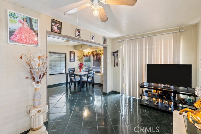 Detail Gallery Image 9 of 24 For 160 Eucalyptus Ave #58,  Rialto,  CA 92376 - 2 Beds | 1 Baths