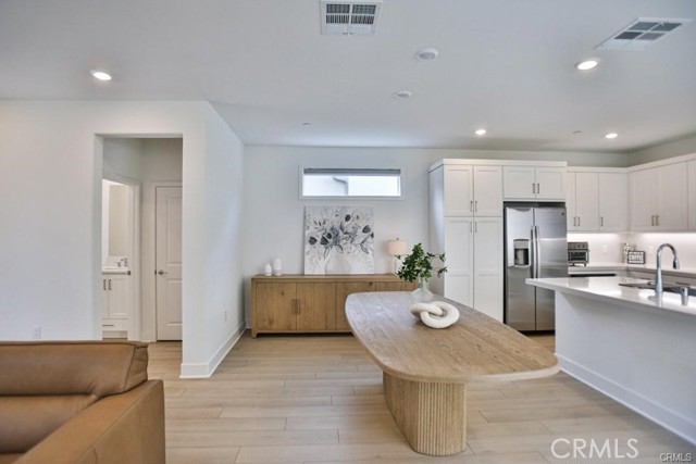 Detail Gallery Image 10 of 47 For 187 Junco, Irvine,  CA 92618 - 3 Beds | 2/1 Baths