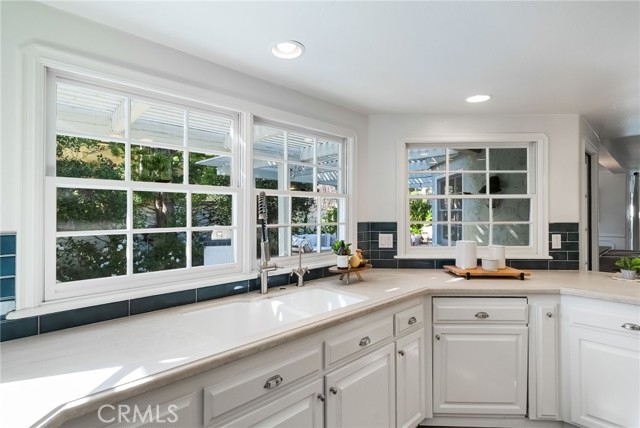 Detail Gallery Image 21 of 64 For 26361 Sorrell Pl, Laguna Hills,  CA 92653 - 7 Beds | 5 Baths
