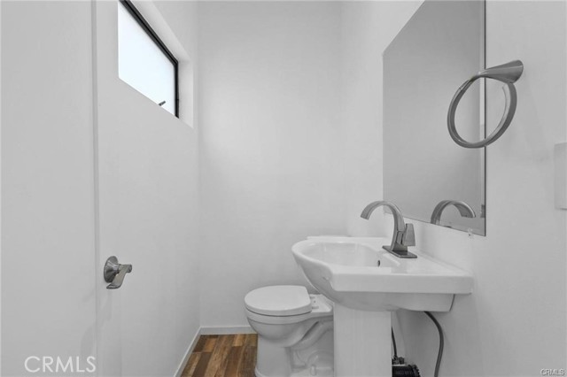Detail Gallery Image 6 of 23 For 4136 3/4 Normal Ave #3/4,  Los Angeles,  CA 90029 - 2 Beds | 2 Baths