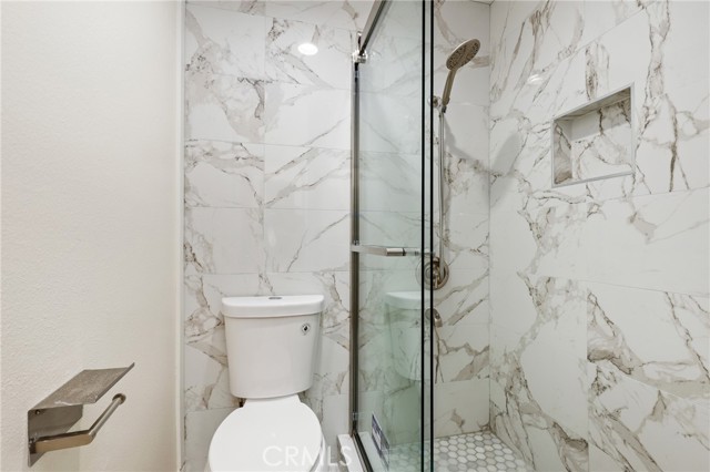 Detail Gallery Image 14 of 27 For 15940 Silvertip Ct, Fountain Valley,  CA 92708 - 1 Beds | 1 Baths