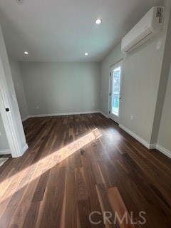 Detail Gallery Image 30 of 37 For 12402 Cumpston, Valley Village,  CA 91607 - 4 Beds | 4 Baths