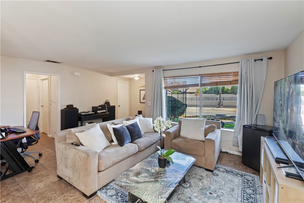 MLS #IG25167914 image #14