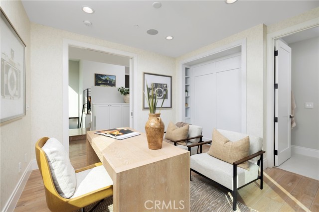 1515 E Ocean Boulevard, Newport Beach CA: https://media.crmls.org/medias/18c40a9d-6402-43f2-8209-3b8d723cbc1f.jpg