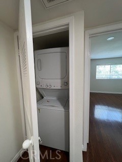 Detail Gallery Image 22 of 22 For 9325 Sunland Park, Sun Valley,  CA 91352 - 2 Beds | 3 Baths