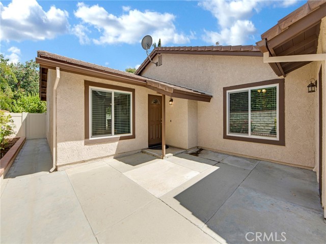 Detail Gallery Image 5 of 30 For 25690 Neblina Ct, Valencia,  CA 91355 - 2 Beds | 2 Baths