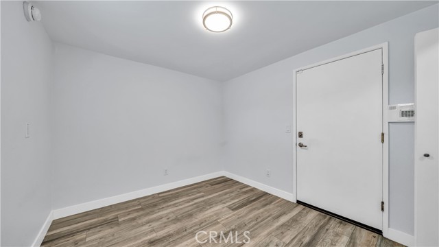 7137 Shoup Avenue, West Hills CA: https://media.crmls.org/medias/18c525d2-db36-4df4-9306-0b085fe4b8d4.jpg