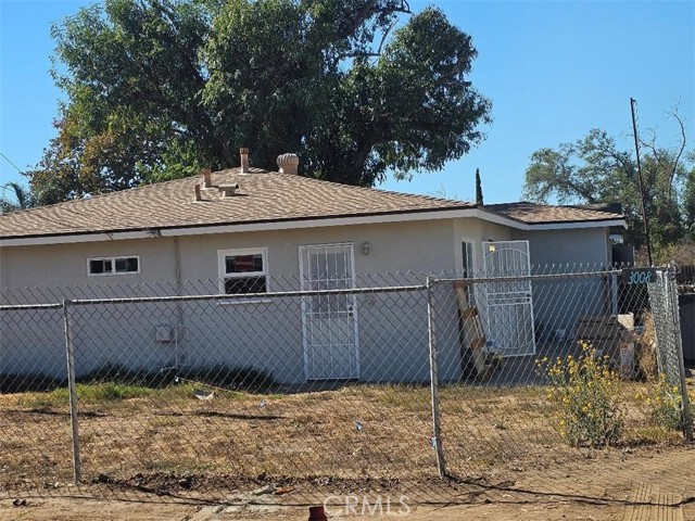 Detail Gallery Image 1 of 9 For 3008 Corona Ave, Norco,  CA 92860 - 4 Beds | 2 Baths