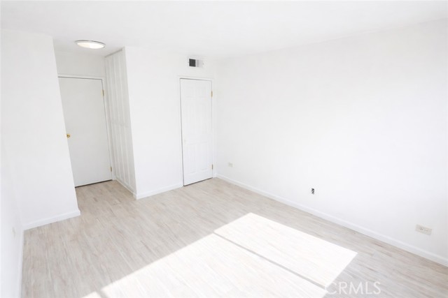 Detail Gallery Image 12 of 15 For 421 S La Fayette Park #404,  Los Angeles,  CA 90057 - 2 Beds | 1 Baths