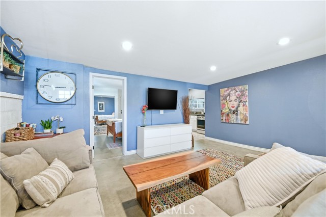 Detail Gallery Image 33 of 51 For 420 Montana St, Monrovia,  CA 91016 - 4 Beds | 2 Baths