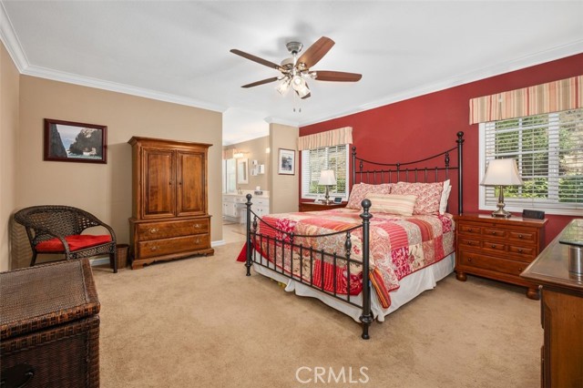 25572 Orchard Rim Ln, Lake Forest CA: https://media.crmls.org/medias/18c69453-a339-4c6c-a0a7-1e3480cec771.jpg