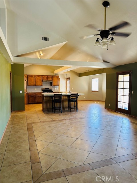 Detail Gallery Image 2 of 15 For 6818 Jagatai St, Hesperia,  CA 92344 - 4 Beds | 3 Baths