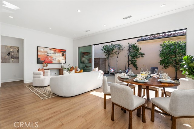 Detail Gallery Image 8 of 30 For 124 Hargrove, Irvine,  CA 92620 - 3 Beds | 2/1 Baths