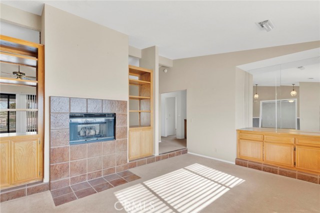 Detail Gallery Image 11 of 66 For 16466 Tude, Apple Valley,  CA 92307 - 4 Beds | 3 Baths