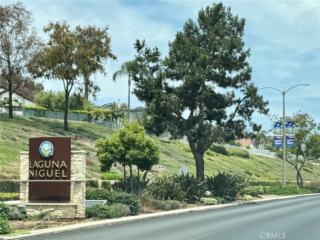 https://media.crmls.org/medias/18c7fc20-4f52-47fc-9613-a69a1770a8a3.jpg?preset=X-Large