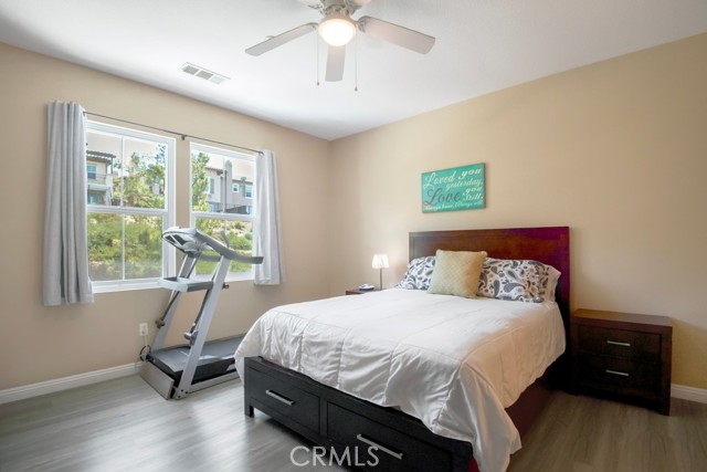 Detail Gallery Image 12 of 19 For 15333 Oak Tree Dr #110,  Lake Elsinore,  CA 92532 - 2 Beds | 2 Baths