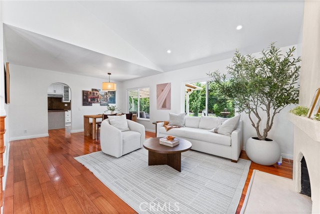 27231 Eastridge Drive, Lake Forest CA: https://media.crmls.org/medias/18c87f16-672d-4972-b2e7-ff26a1016c62.jpg