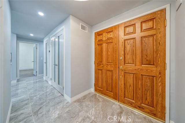 Double Door Grand Entrance