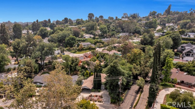 Detail Gallery Image 53 of 54 For 19532 Wells Dr, Tarzana,  CA 91356 - 3 Beds | 3 Baths