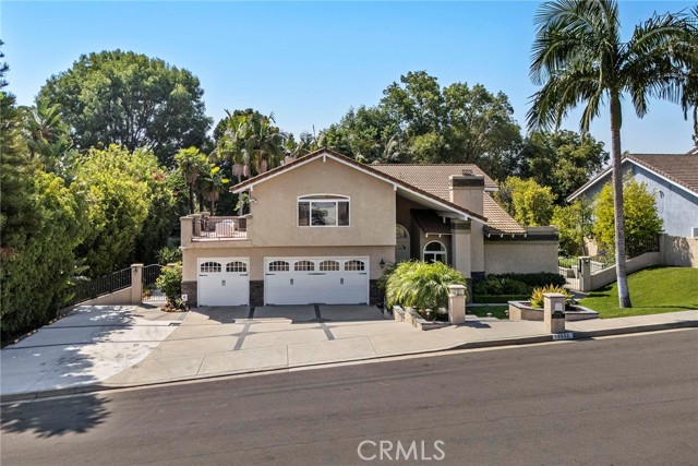 Detail Gallery Image 13 of 56 For 18962 Gordon Ln, Yorba Linda,  CA 92886 - 4 Beds | 4 Baths