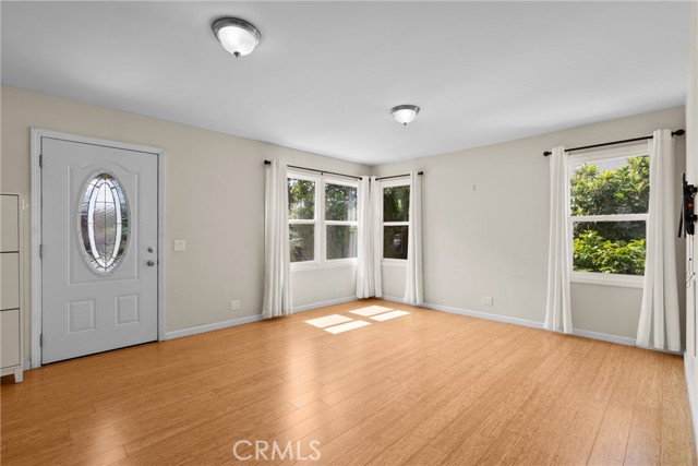 Detail Gallery Image 6 of 39 For 1904 Armacost Ave, Los Angeles,  CA 90025 - 3 Beds | 2 Baths