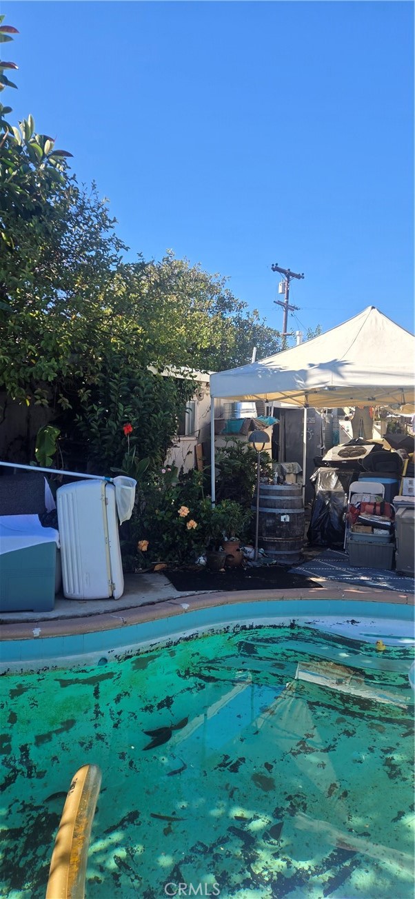 4527 Kickapoo Court, San Diego CA: https://media.crmls.org/medias/18c9cf22-523c-4f9f-a8b4-304340283ceb.jpg