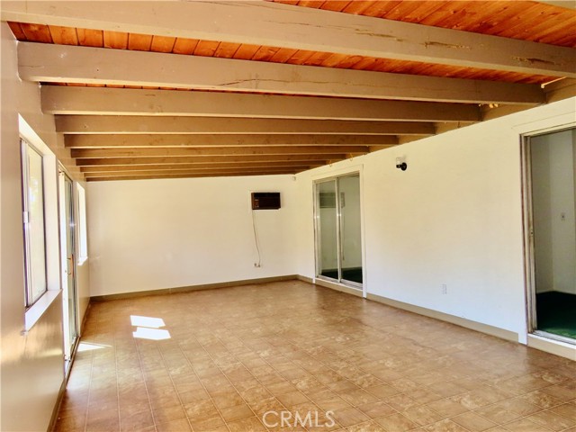 6149 La Sierra Avenue, Riverside CA: https://media.crmls.org/medias/18cad0a0-7039-4a34-ae18-414361bb25fc.jpg
