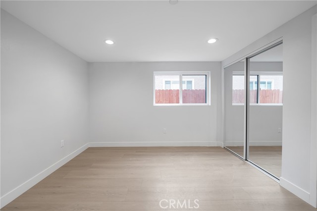 3301 Obama Boulevard, Los Angeles CA: https://media.crmls.org/medias/18cb24c5-739e-4ea3-a1ae-f80fd16bd8cb.jpg