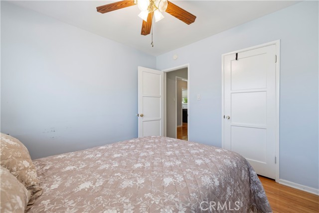 8449 Glencrest Drive photo 15