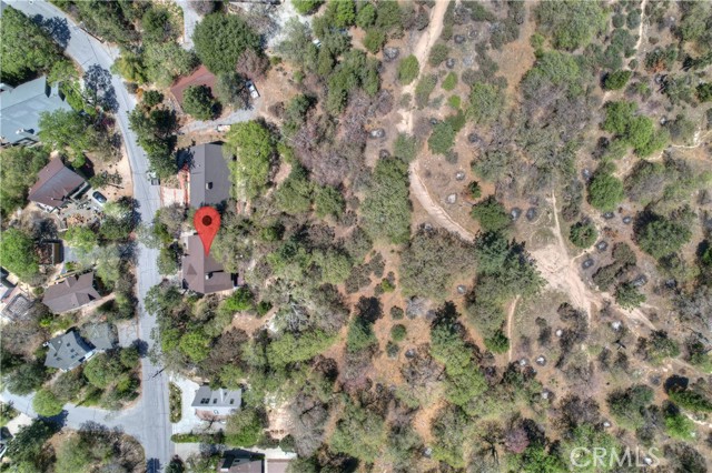Detail Gallery Image 3 of 57 For 1249 Yellowstone Dr, Lake Arrowhead,  CA 92352 - 5 Beds | 3/2 Baths
