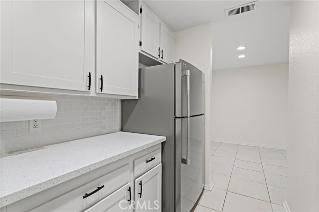 Detail Gallery Image 11 of 22 For 575 N Villa Ct #111,  Palm Springs,  CA 92262 - 1 Beds | 1 Baths
