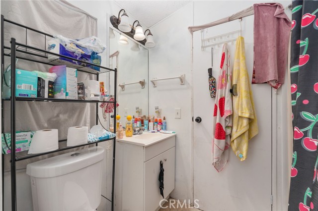 Detail Gallery Image 14 of 16 For 136 San Luis, Perris,  CA 92571 - 3 Beds | 2 Baths