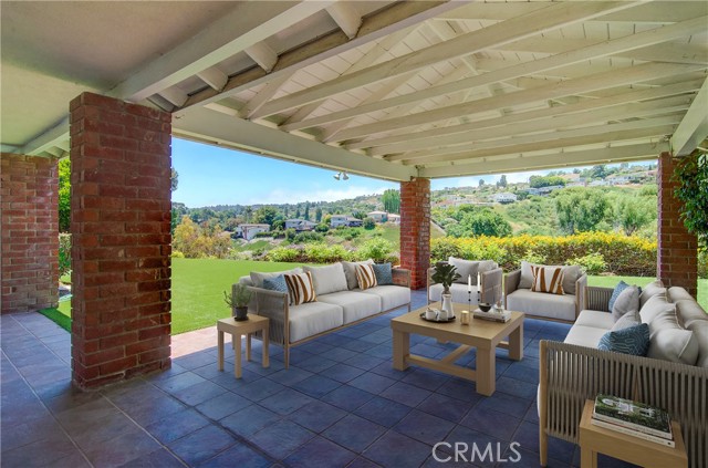 4814 Falcon Rock Place, Rancho Palos Verdes CA: https://media.crmls.org/medias/18cda370-4247-411d-a3b0-5c6fb041d558.jpg