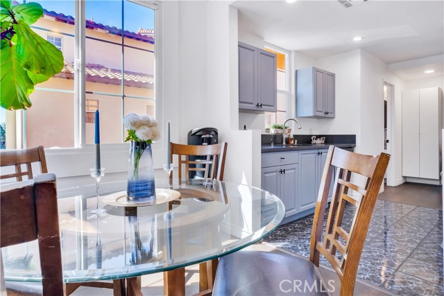 3711 Baldwin Street, Lincoln Heights CA: https://media.crmls.org/medias/18ce6417-8a4e-4691-96af-b285b7c4e86e.jpg