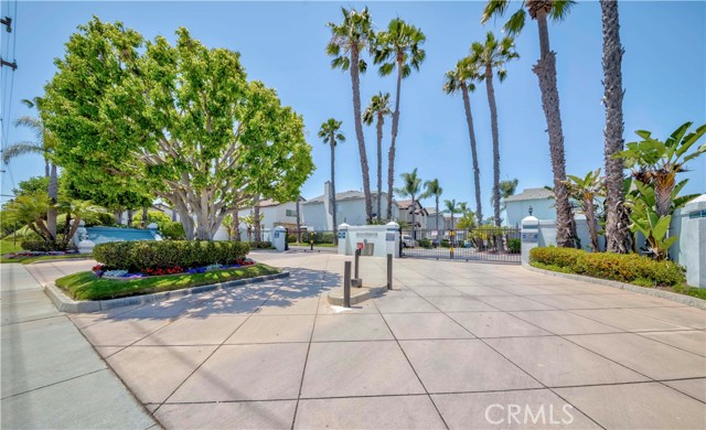 1370 Abraham Terace, Harbor City CA: https://media.crmls.org/medias/18cf5f23-737a-4917-9dc7-085471dfe934.jpg