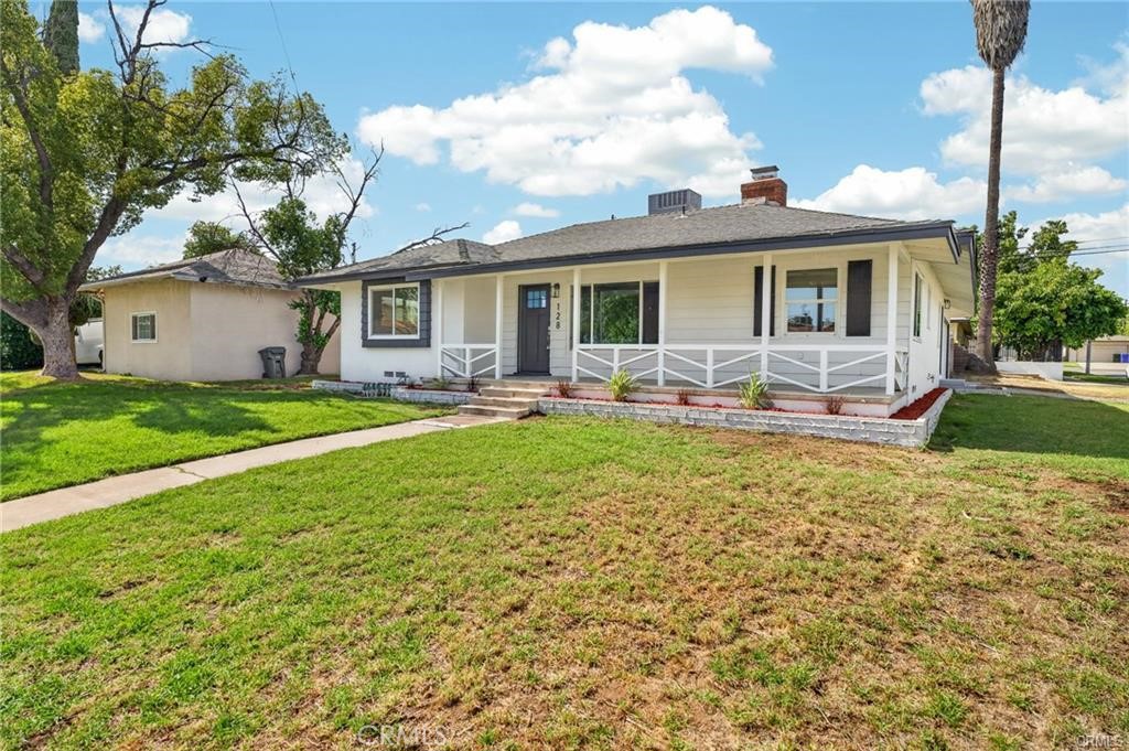 128 W Ramona